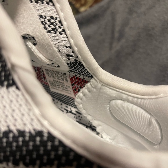 Yeezy 360 Zebra size 11 - Picture 5 of 7